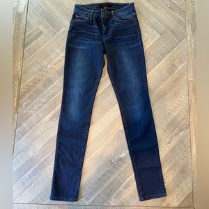 Joe’s Flawless The Honey Curvy Skinny Jeans - 28